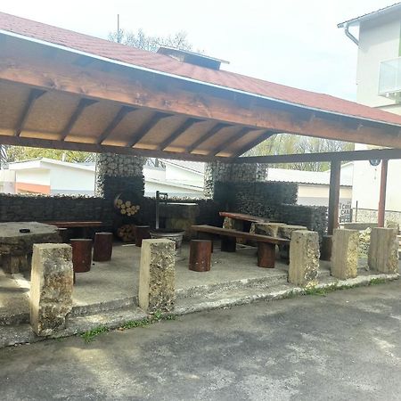 Motel Sofer Volkovce Exterior foto
